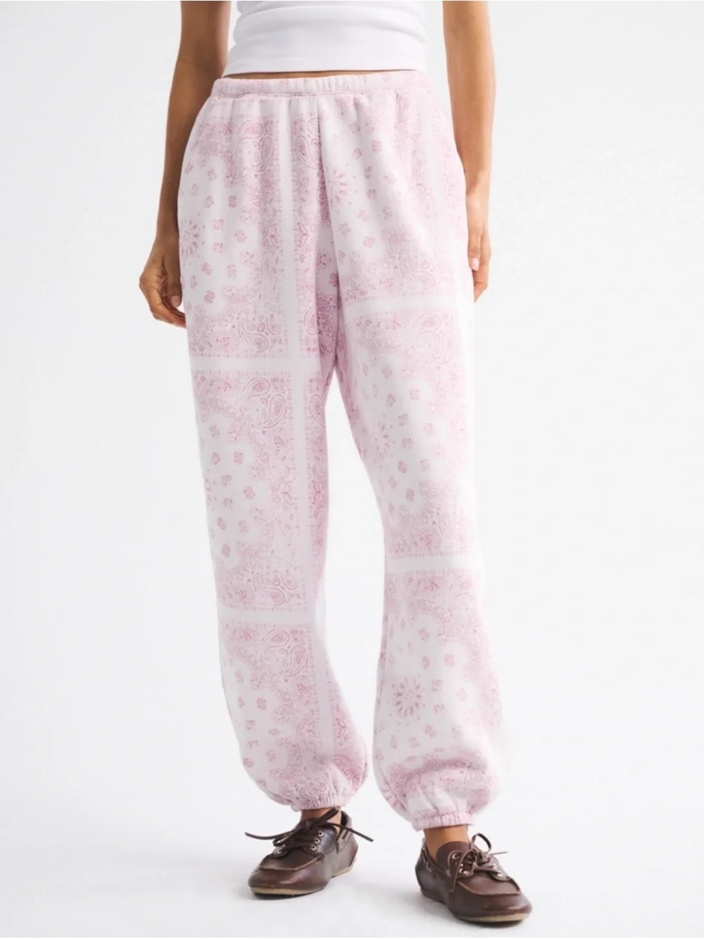 Abercrombie Set  Pants- high rise Sunday baggy sweatpant Top- Sunday Slash top